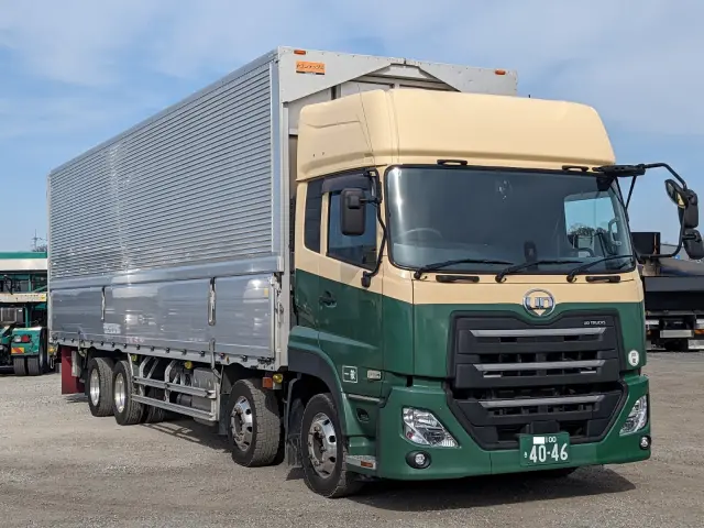 UD クオン 2PG-CG5CA(8x4)の写真2