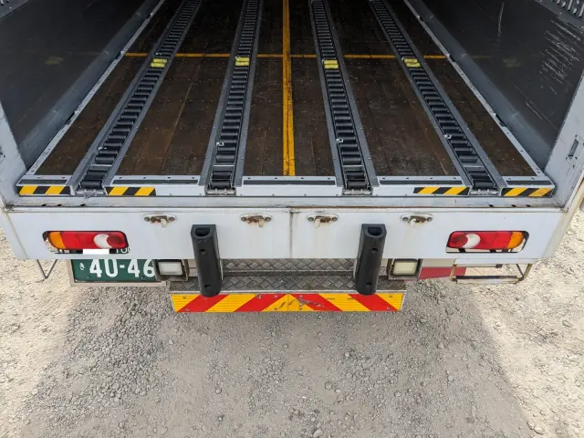 UD クオン 2PG-CG5CA(8x4)の写真9