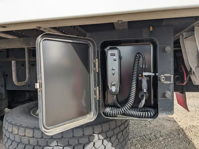 UD クオン 2PG-CG5CA(8x4)の写真22