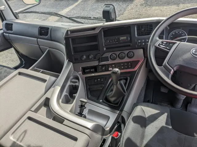 UD クオン 2PG-CG5CA(8x4)の写真41