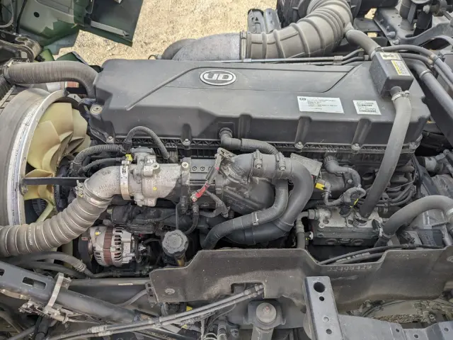 UD クオン 2PG-CG5CA(8x4)の写真43