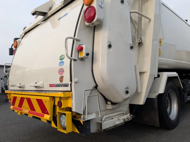 日野 デュトロ TPG-XZU702M(2WD)の写真6