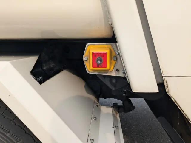 日野 デュトロ TPG-XZU702M(2WD)の写真32