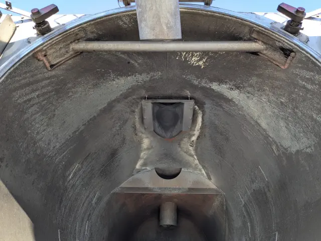 UD クオン QPG-CD5YL(6x2)の写真11