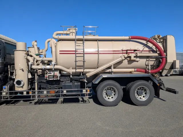 UD クオン QPG-CD5YL(6x2)の写真13