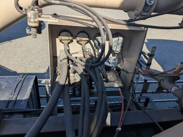 UD クオン QPG-CD5YL(6x2)の写真32