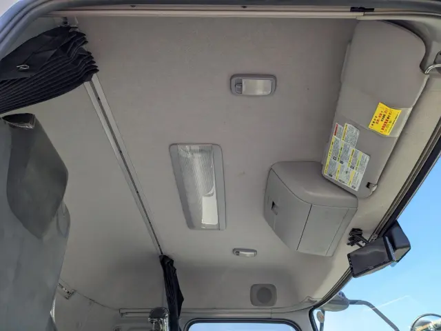 UD クオン QPG-CD5YL(6x2)の写真38