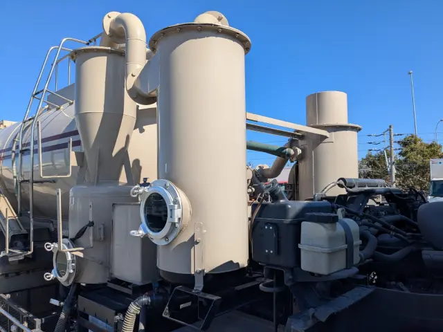 UD クオン QPG-CD5YL(6x2)の写真46