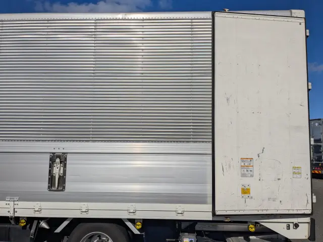 いすゞ フォワード TKG-FRR90T2(2WD)の写真19