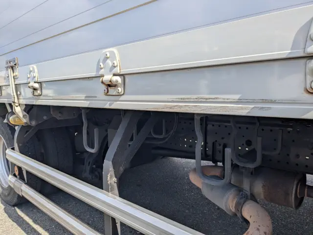 いすゞ フォワード TKG-FRR90T2(2WD)の写真27