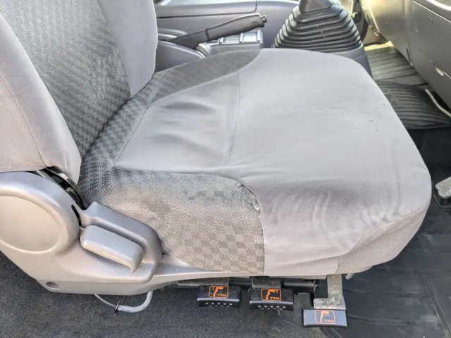 いすゞ フォワード TKG-FRR90T2(2WD)の写真34