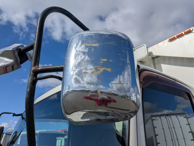 いすゞ フォワード TKG-FRR90T2(2WD)の写真42