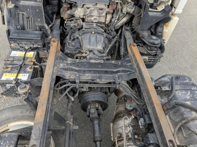 いすゞ エルフ TKG-NJR85AD(2WD)の写真25