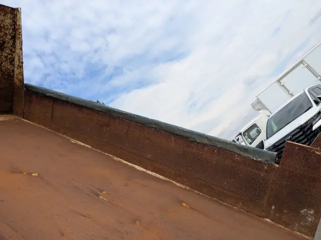 いすゞ エルフ TKG-NJR85AD(2WD)の写真30