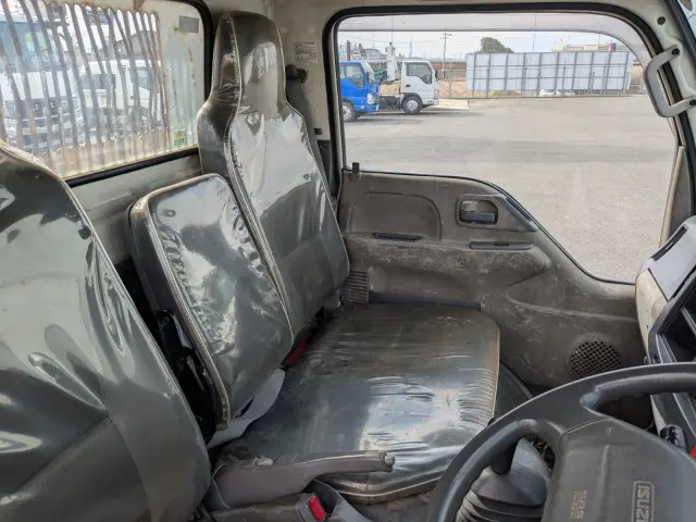 いすゞ エルフ TKG-NJR85AD(2WD)の写真33