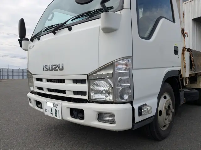 いすゞ エルフ TKG-NJR85AD(2WD)の写真44