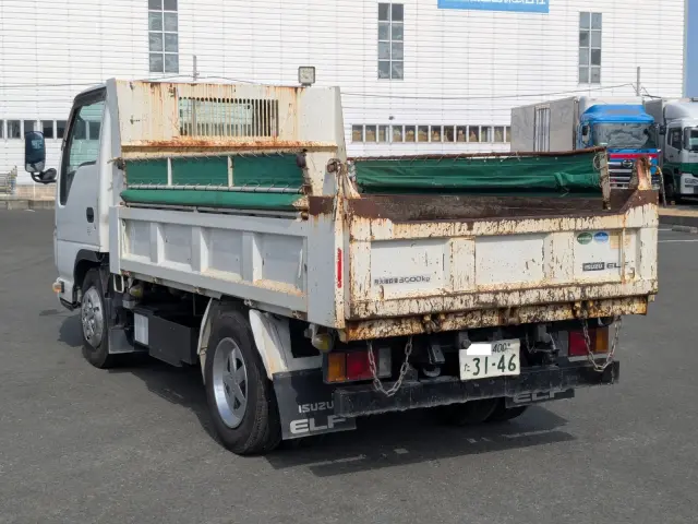 いすゞ エルフ TKG-NKR85AD(2WD)の写真4