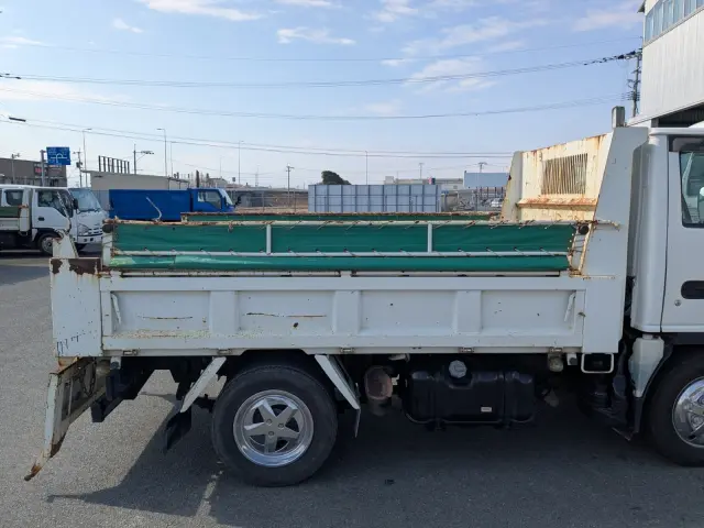 いすゞ エルフ TKG-NKR85AD(2WD)の写真16