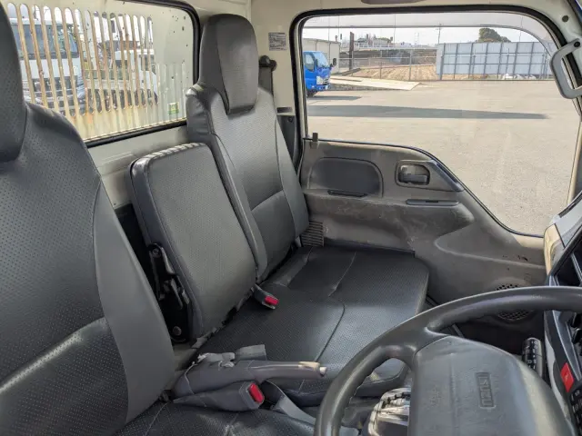 いすゞ エルフ TKG-NKR85AD(2WD)の写真33