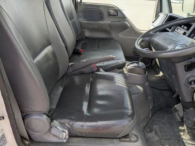 いすゞ エルフ TKG-NKR85AD(2WD)の写真35