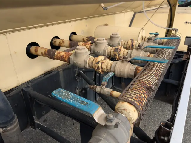 日野 プロフィア ADG-FR1EXYG(6x2)の写真20