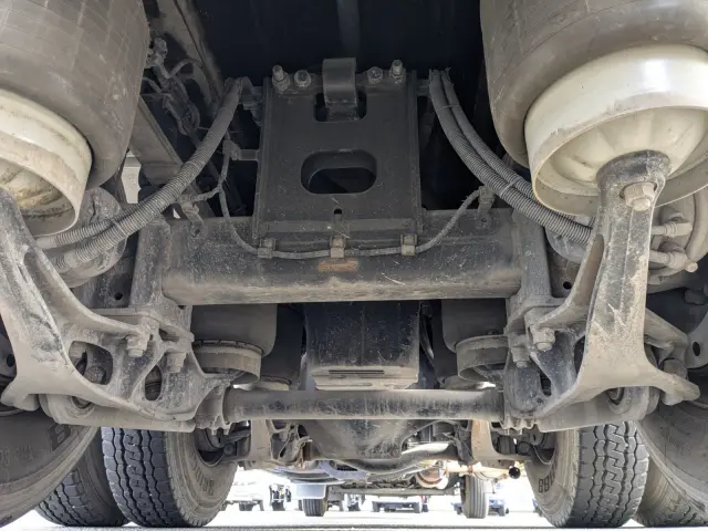 日野 プロフィア ADG-FR1EXYG(6x2)の写真28