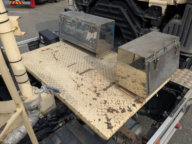 日野 プロフィア ADG-FR1EXYG(6x2)の写真31