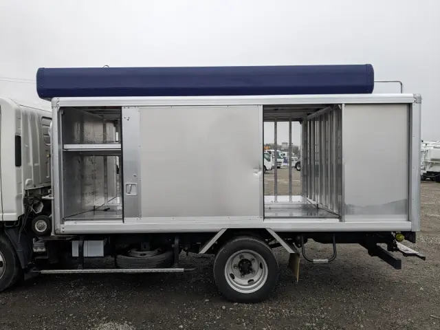 いすゞ エルフ TRG-NLR85AN(2WD)の写真20