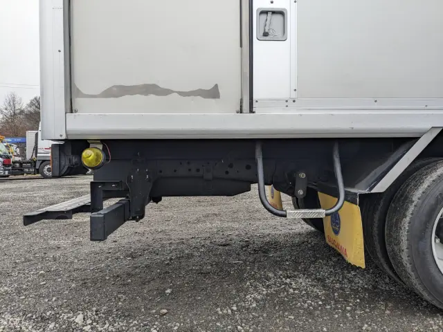 いすゞ エルフ TRG-NLR85AN(2WD)の写真22