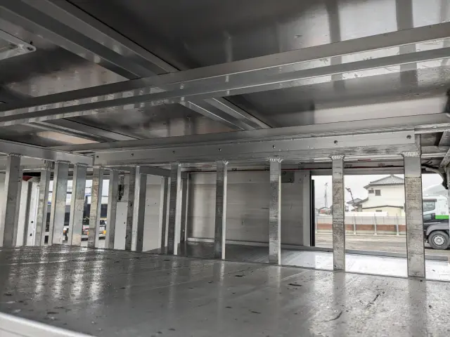 いすゞ エルフ TRG-NLR85AN(2WD)の写真29