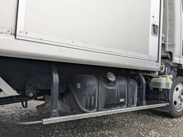 いすゞ エルフ TRG-NLR85AN(2WD)の写真33