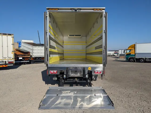 日野 レンジャー 2KG-GD2ABG(2WD)の写真9