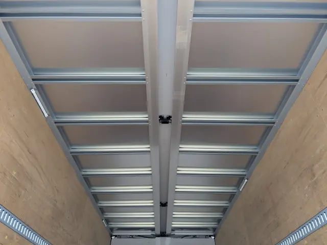 日野 レンジャー 2KG-FD2ABG(2WD)の写真19