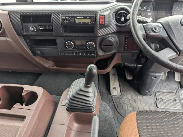 日野 レンジャー 2KG-FD2ABG(2WD)の写真39