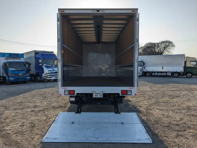 日野 レンジャー 2KG-FD2ABG(2WD)の写真9