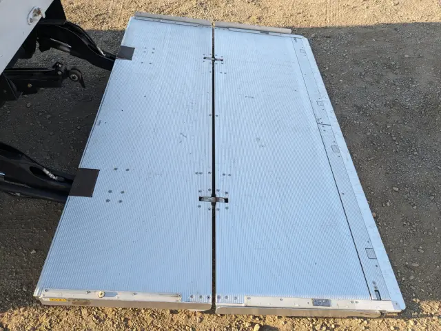 日野 レンジャー 2KG-FD2ABG(2WD)の写真10