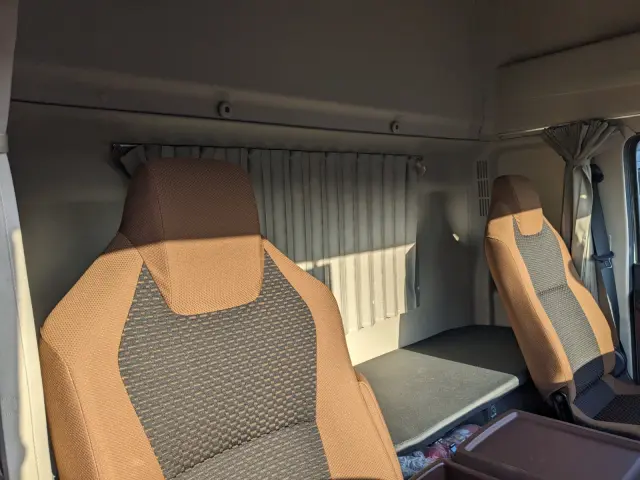 日野 レンジャー 2KG-FD2ABG(2WD)の写真39