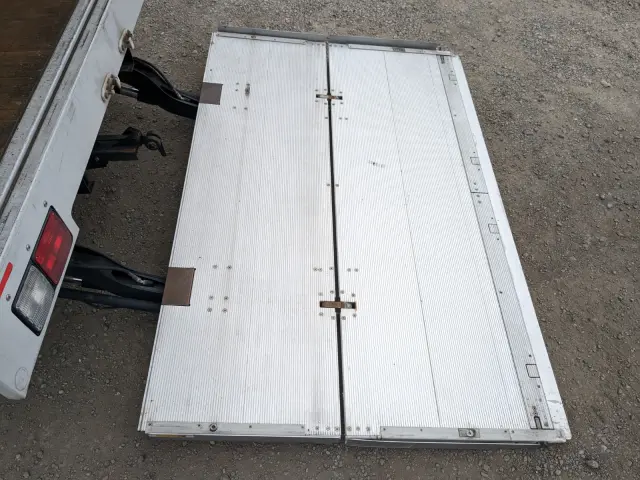 日野 レンジャー 2KG-FD2ABG(2WD)の写真9