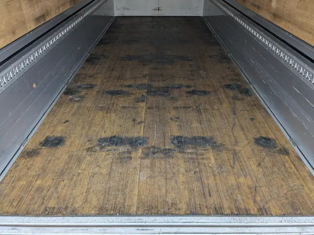 日野 レンジャー 2KG-FD2ABG(2WD)の写真13