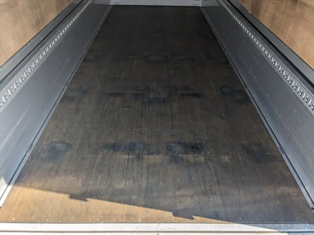 日野 レンジャー 2KG-FD2ABG(2WD)の写真14