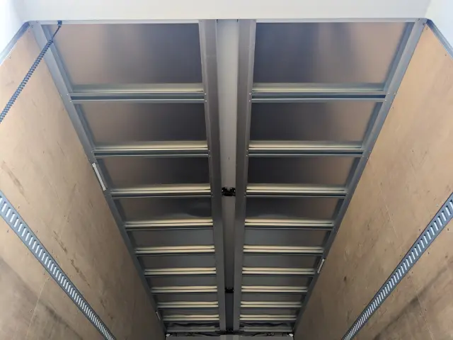 日野 レンジャー 2KG-FD2ABG(2WD)の写真15