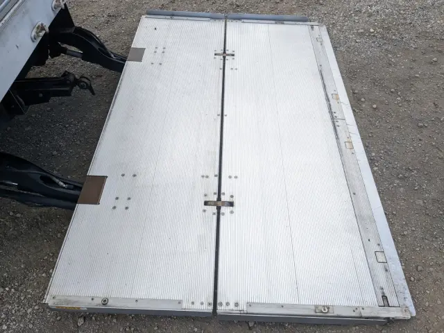 日野 レンジャー 2KG-FD2ABG(2WD)の写真10