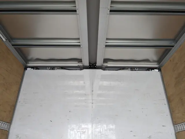 日野 レンジャー 2KG-FD2ABG(2WD)の写真17