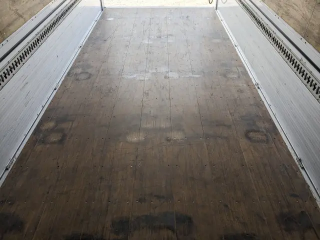 日野 レンジャー 2KG-FD2ABG(2WD)の写真19