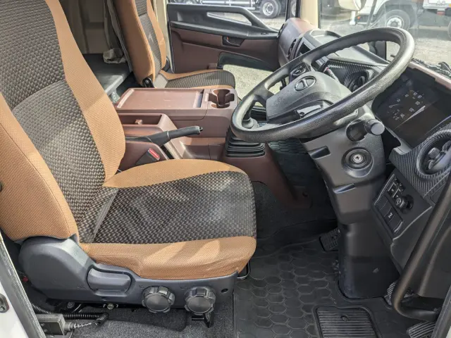 日野 レンジャー 2KG-FD2ABG(2WD)の写真39