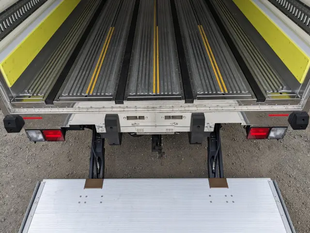 日野 レンジャー 2KG-FC2ABG(2WD)の写真12