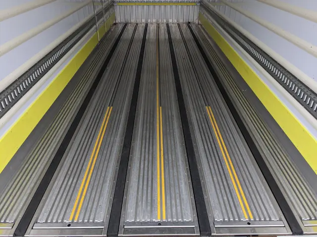 日野 レンジャー 2KG-FC2ABG(2WD)の写真14