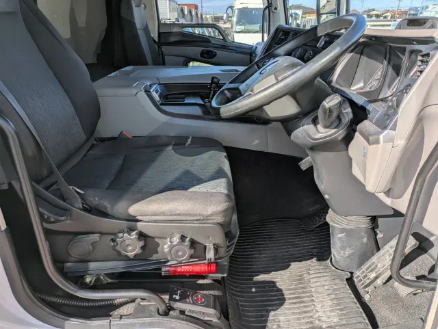 三菱 スーパーグレート 2PG-FS74HZ(8x4)の写真37