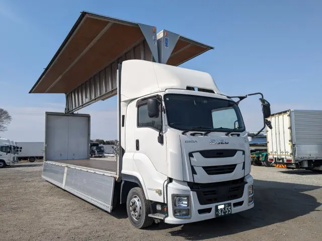 いすゞ ギガ QKG-CYJ77B(8x4)の写真33