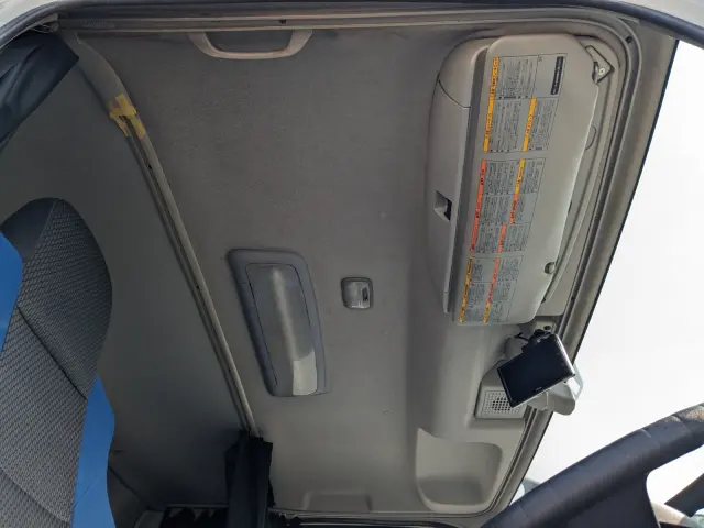 いすゞ ギガ QKG-CYJ77B(8x4)の写真37